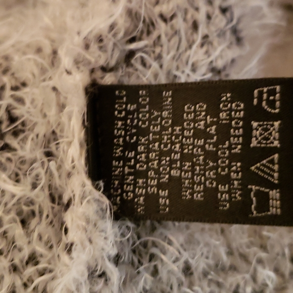 Avec Les Filles Black & White Eyelash Cardigan Size M - Picture 7 of 10